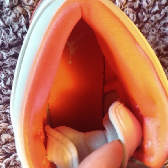 Jordan 1 Girls Phat ... White/Grey/Magenta - Picture 3 of 9